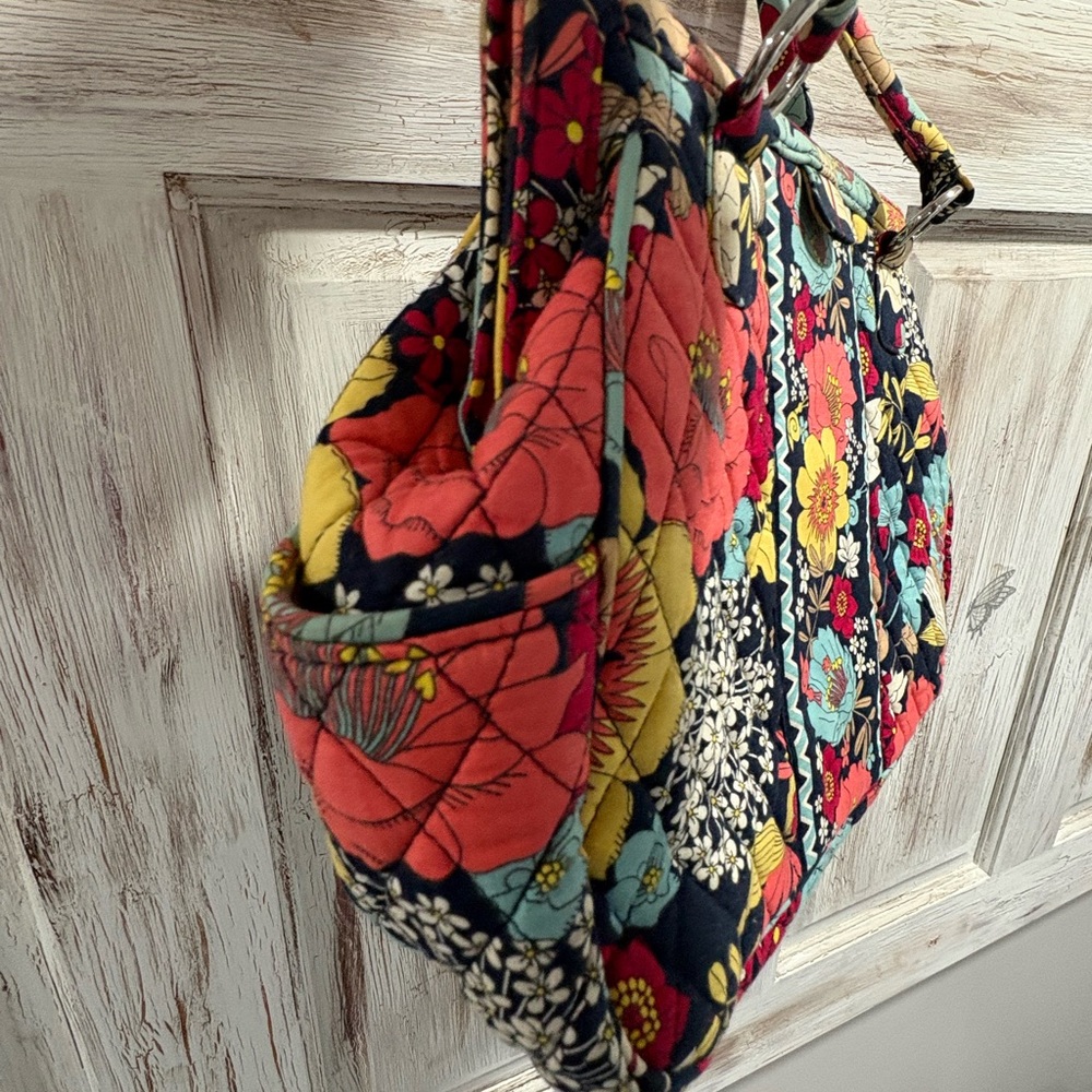 Vera Bradley quilted Happy Snails handbag - Picture 5 of 5